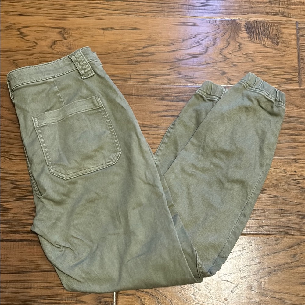 Casual Olive Green Women's Pants